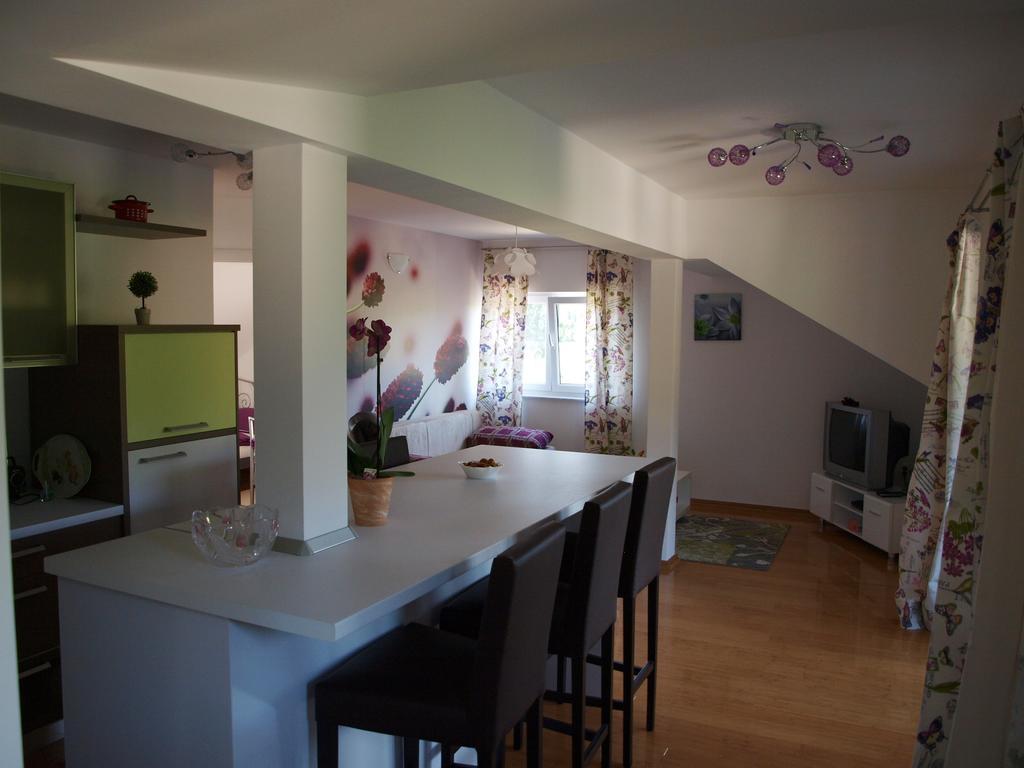 Kaj-Lux Apartment Tuheljske Toplice Exterior foto